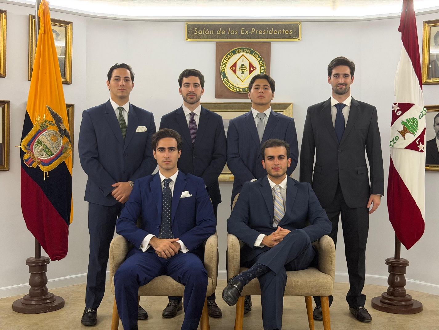 Junior Board of Sociedad Union Libanesa Biblos, group portrait in the Salón de los Ex-Presidentes